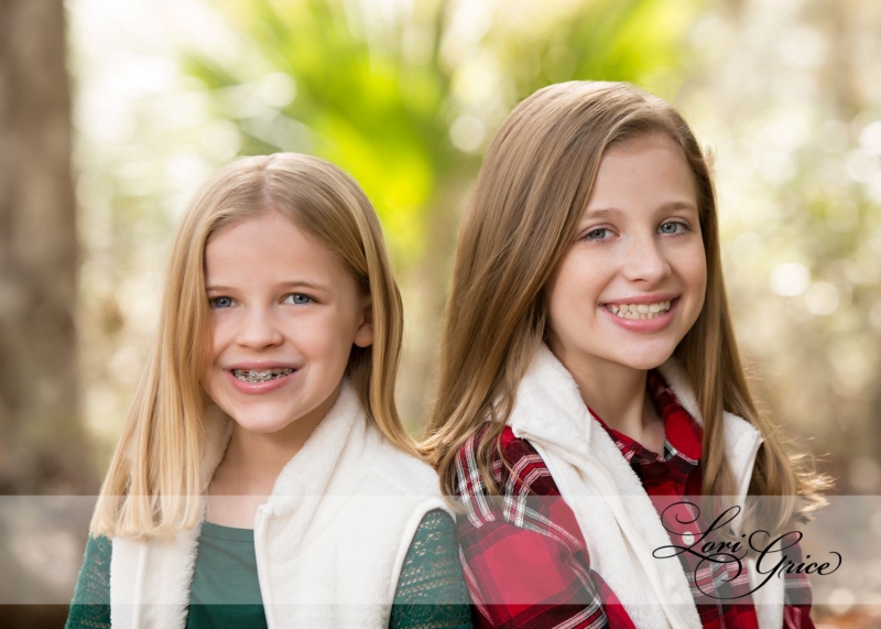 wormsloe-girls-sisters-family-fall